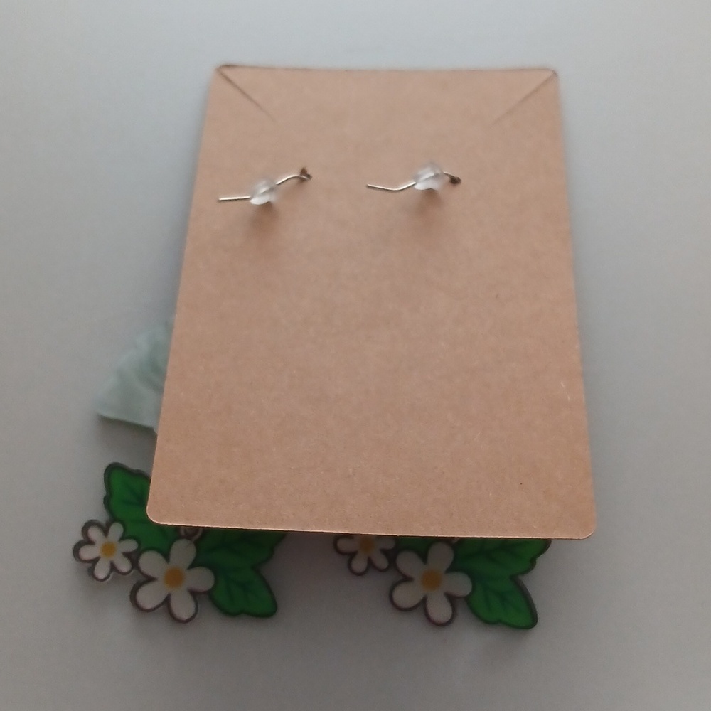 Fashion Jewelry Red Ladybug Leaf Dangle Earrings - Picture 4 of 4